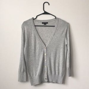 Banana Republic Grey ¾ Sleeve Cardigan